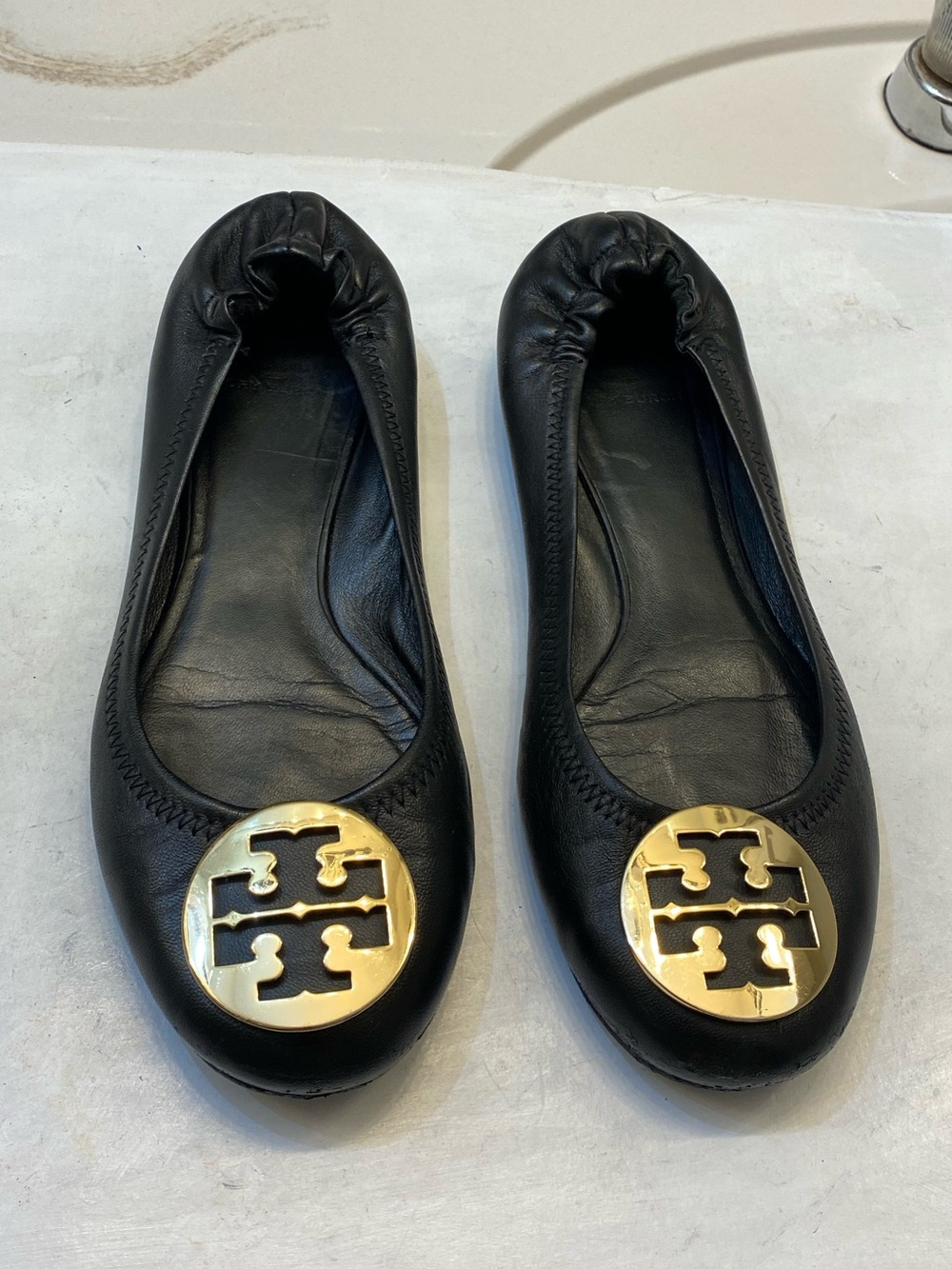 Tory Burch Reva flat size 10M good condition good bottoms clean interior